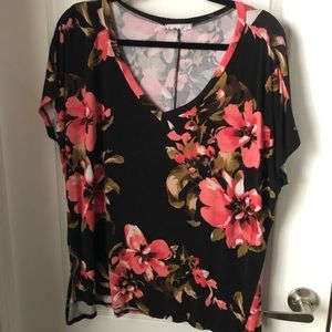 Floral top